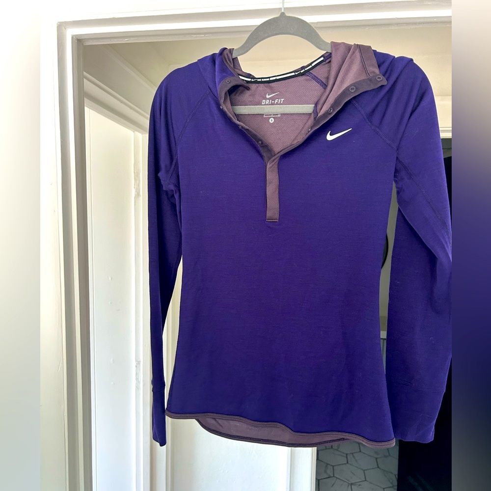 Nike Dri-Fit Hooded Wool Running Top